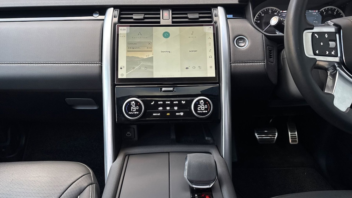 Used Land Rover Discovery 2023 for sale - 77013654: Photo 14