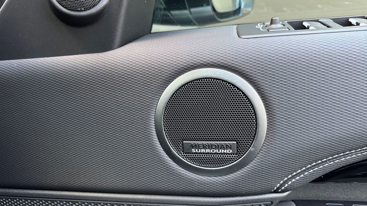 Used Land Rover Discovery 2023 for sale - 77013654: Photo 22