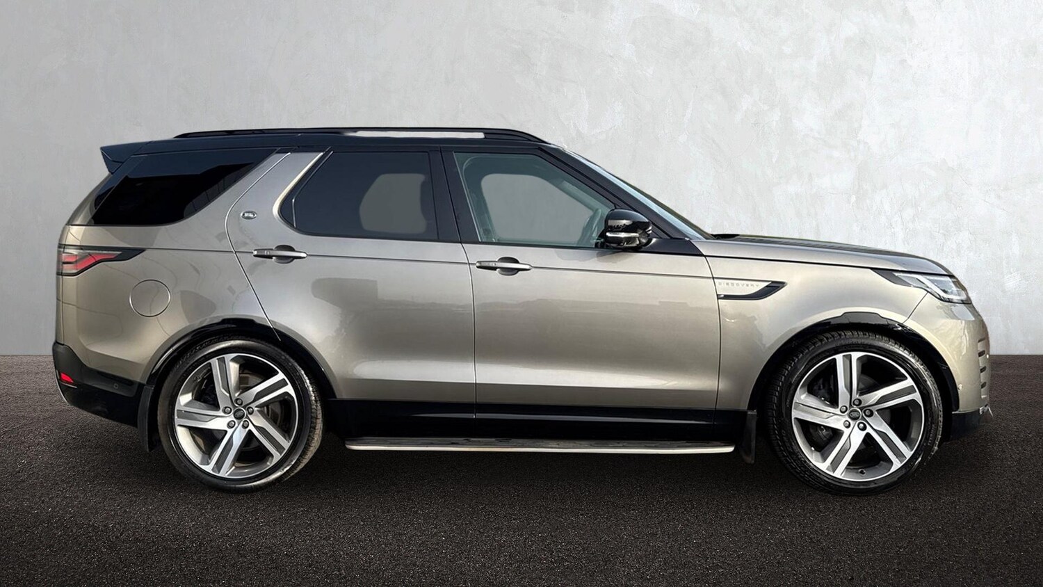 Used Land Rover Discovery 2023 for sale - 77785631: Photo 5