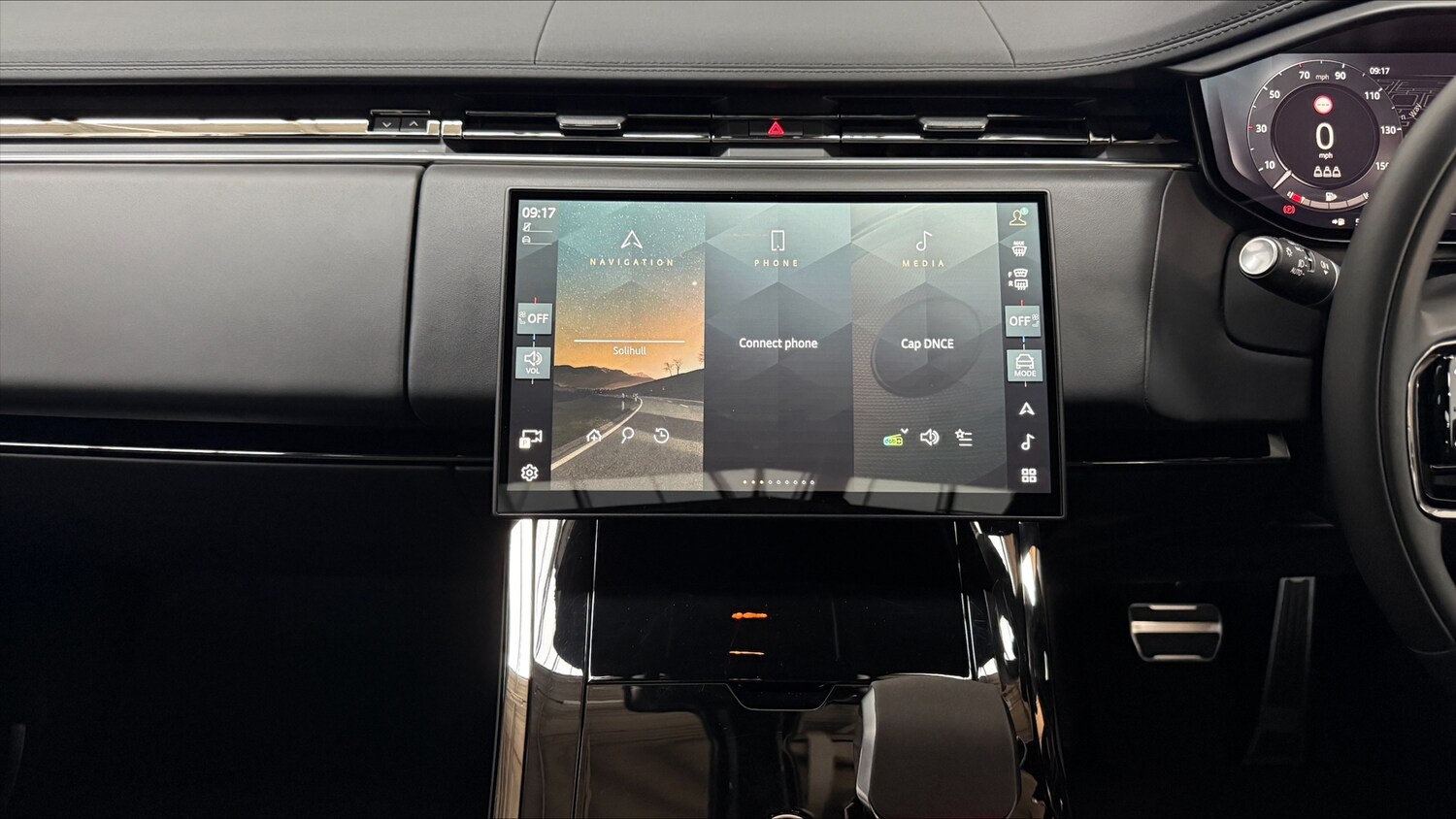 Used Land Rover Range Rover Sport 2024 for sale - 77397147: Photo 14