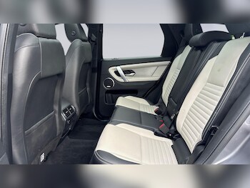 Used Land Rover Discovery Sport 2023 for sale - 78320271: Photo