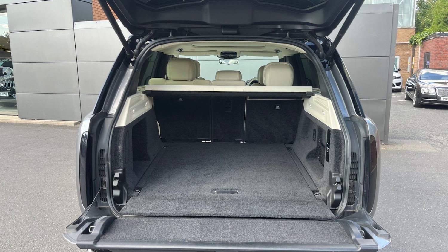 Used Land Rover Range Rover 2022 for sale - 76389708: Photo 10