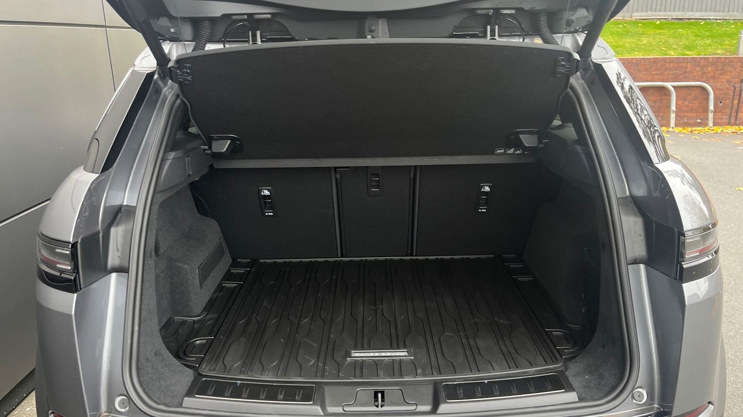 Used Land Rover Range Rover Evoque 2025 for sale - 77177477: Photo 10