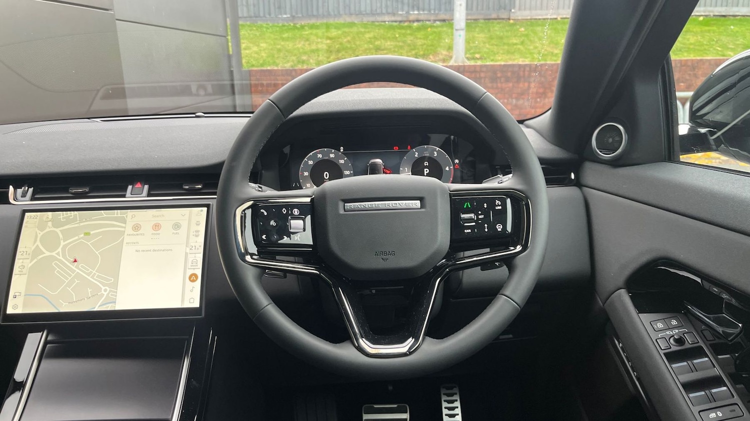 Used Land Rover Range Rover Evoque 2025 for sale - 77177477: Photo 15