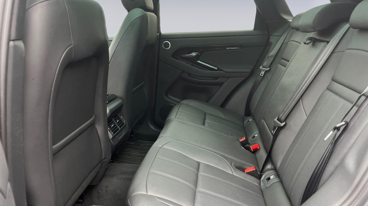 Used Land Rover Range Rover Evoque 2025 for sale - 77177477: Photo 4