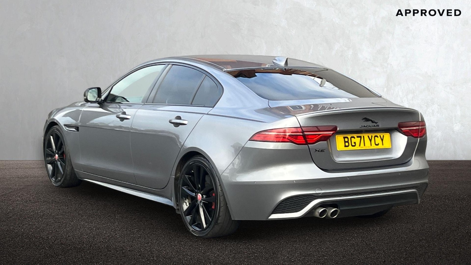 Used Jaguar XE 2021 for sale - 77177555: Photo 2