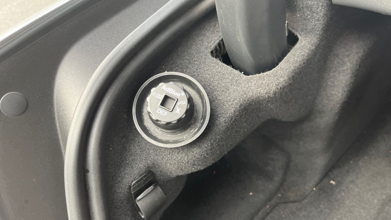 Used Jaguar XE 2021 for sale - 77177555: Photo 27