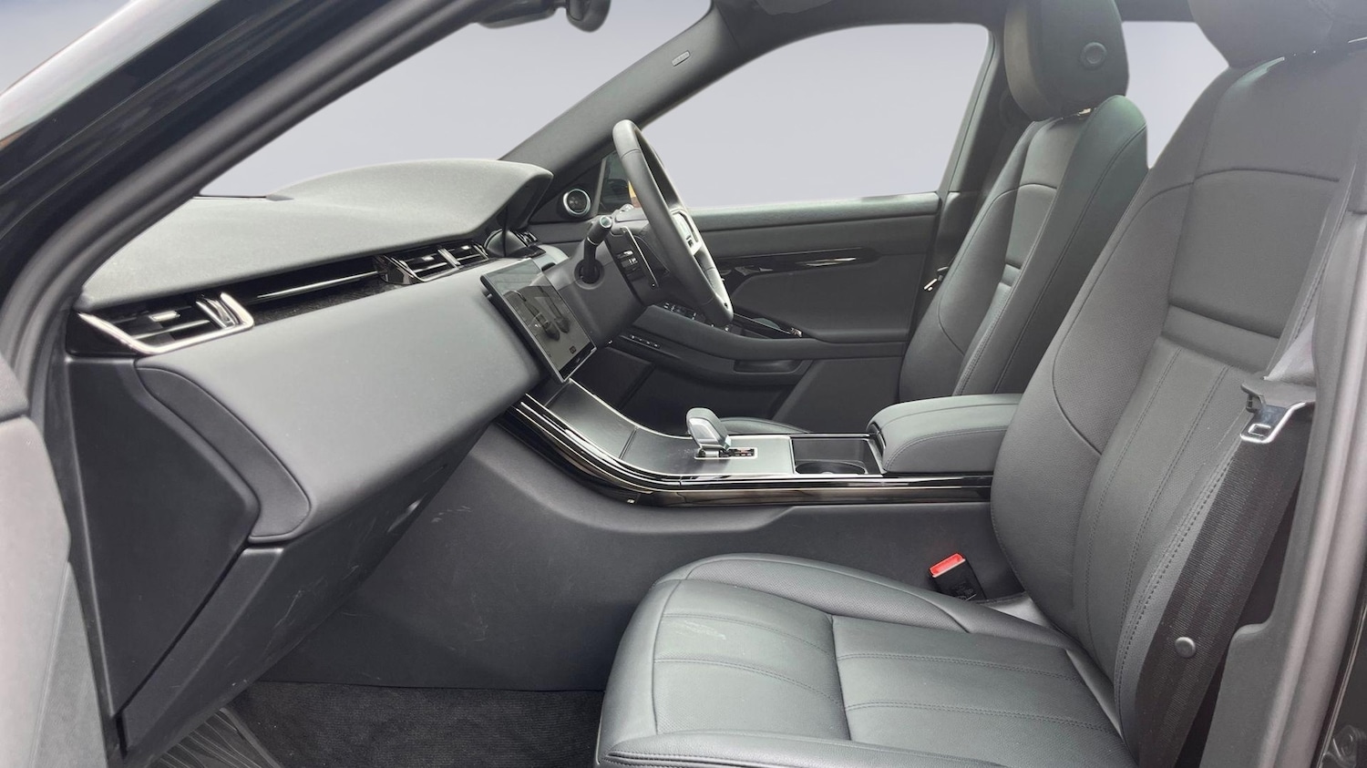 Used Land Rover Range Rover Evoque 2025 for sale - 76111221: Photo 3