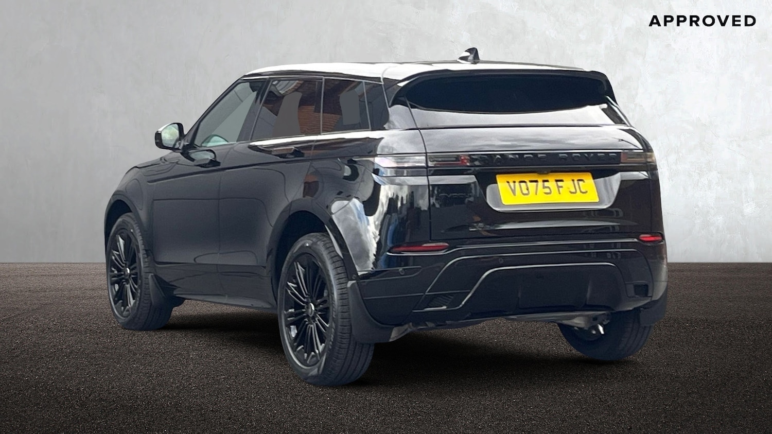 Used Land Rover Range Rover Evoque 2025 for sale - 76123965: Photo 2