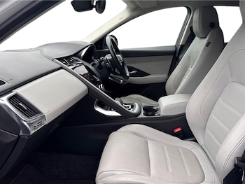 Used Jaguar E-Pace 2022 for sale - 77457361: Photo