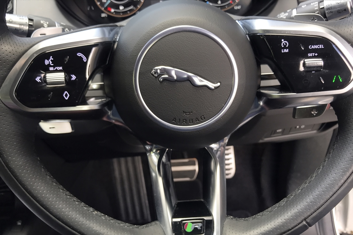 Used Jaguar E-Pace 2021 for sale - 76359833: Photo 17
