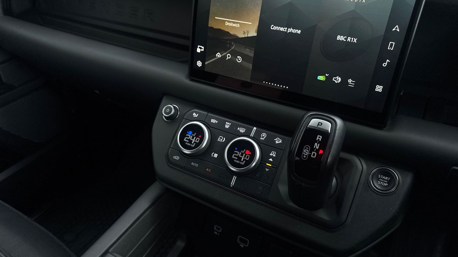 Used Land Rover Defender 110 2023 for sale - 77539390: Photo 13