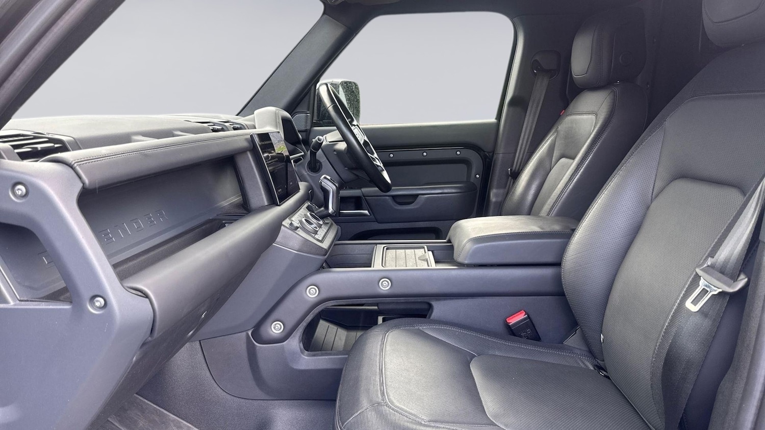 Used Land Rover Defender 110 2023 for sale - 77539390: Photo 3