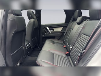 Used Land Rover Discovery Sport 2022 for sale - 77177747: Photo