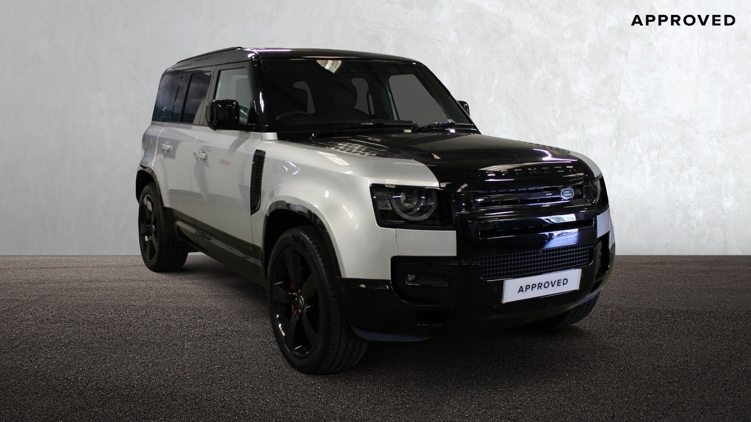 Used Land Rover Defender 2024 for sale - 76837665: Photo 1