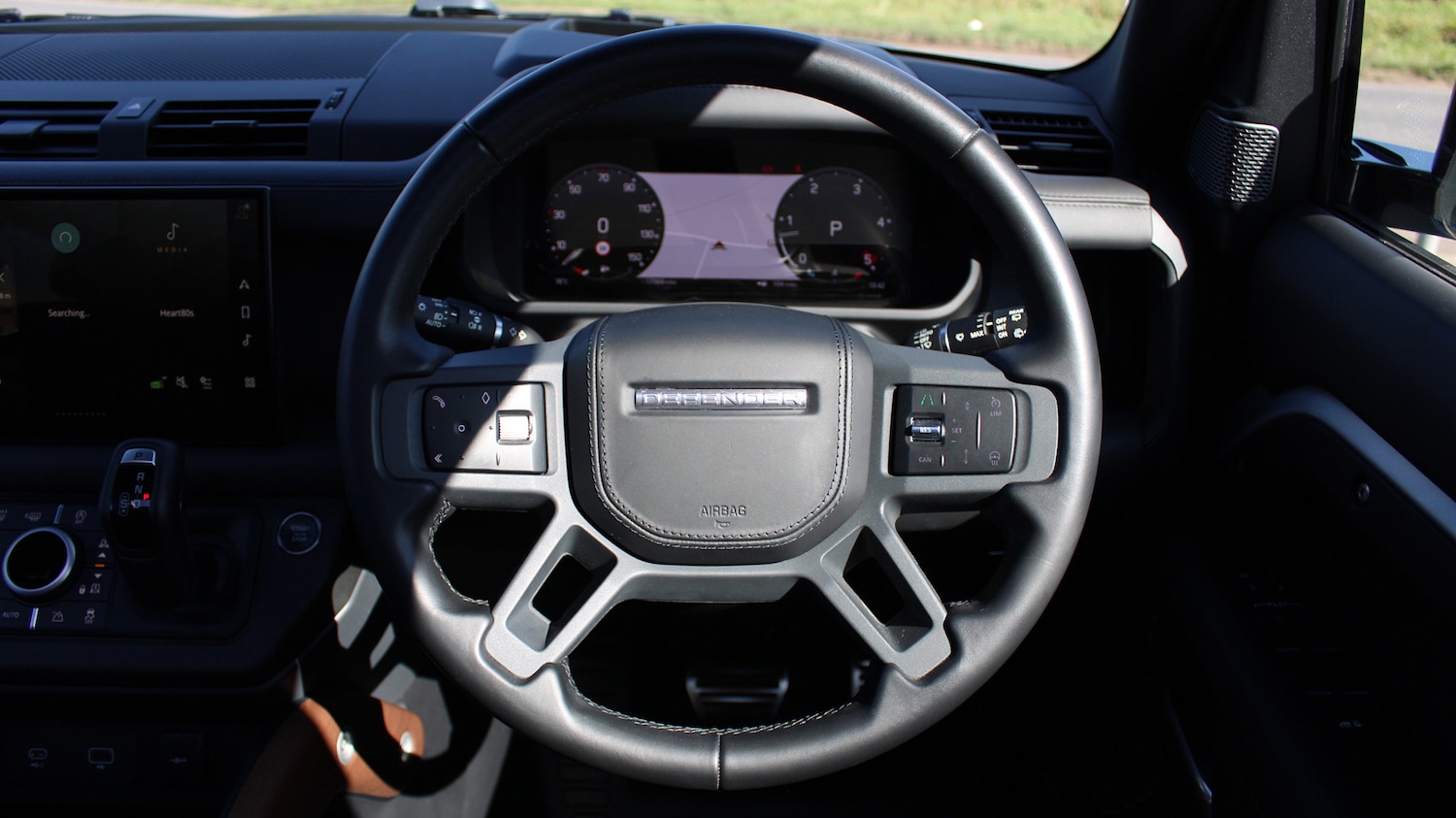 Used Land Rover Defender 2024 for sale - 76837665: Photo 15