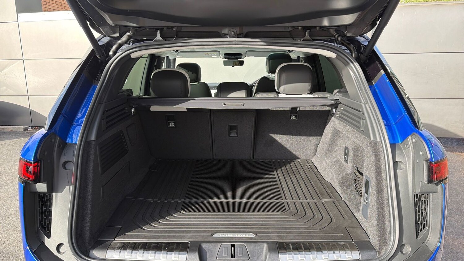 Used Land Rover Range Rover Sport 2026 for sale - 78088142: Photo 10