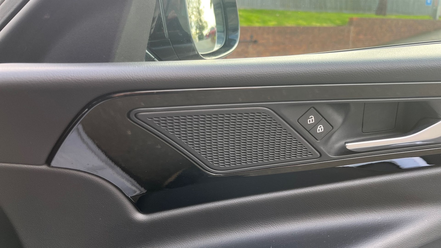 Used Jaguar XE 2021 for sale - 76937227: Photo 24