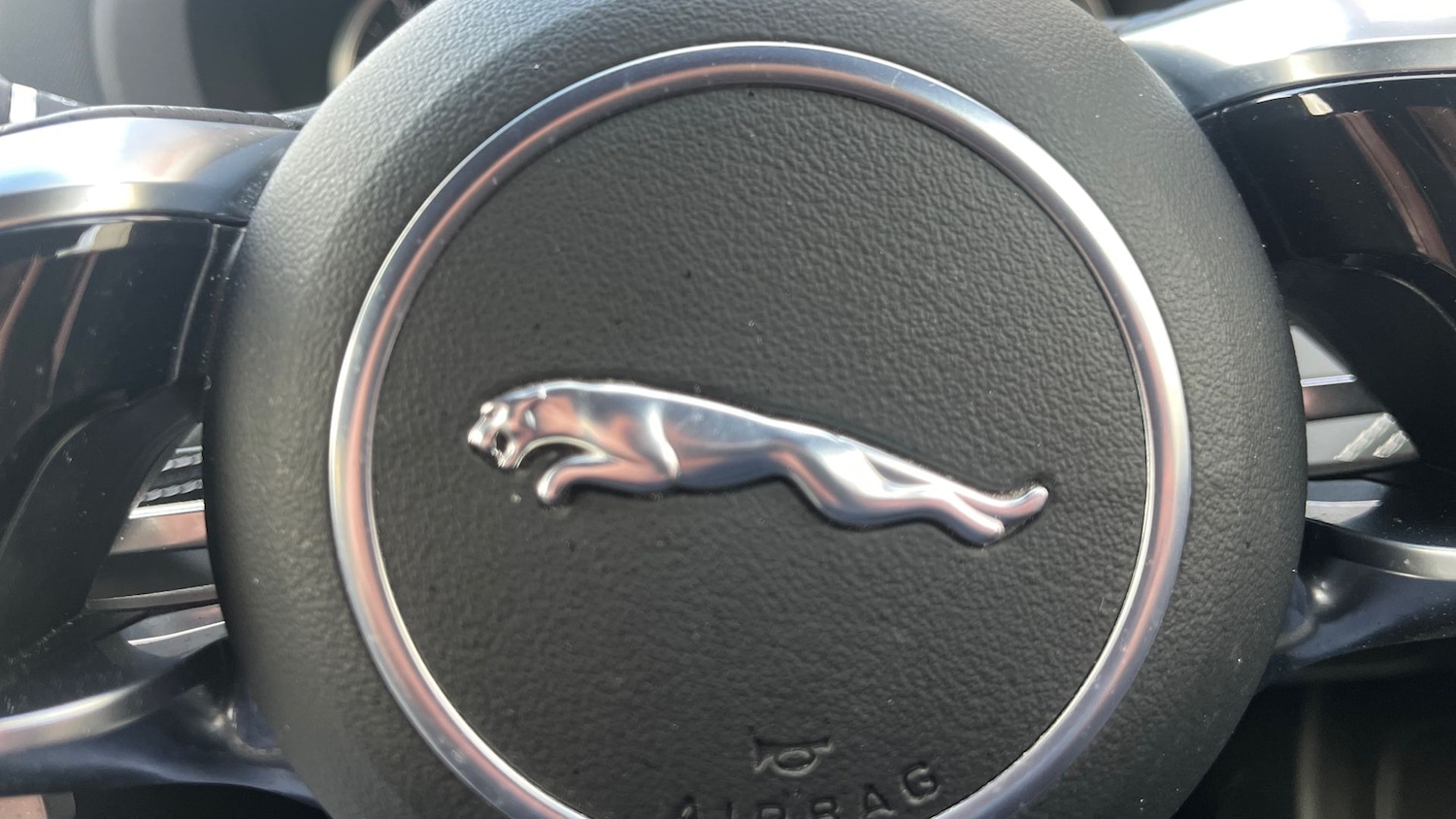 Used Jaguar XE 2021 for sale - 76937227: Photo 28