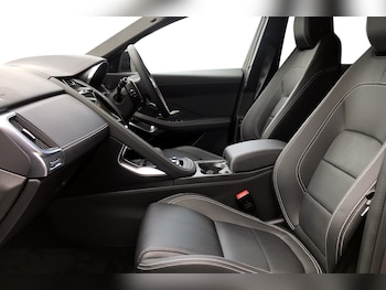 Used Jaguar E-Pace 2024 for sale - 75432433: Photo