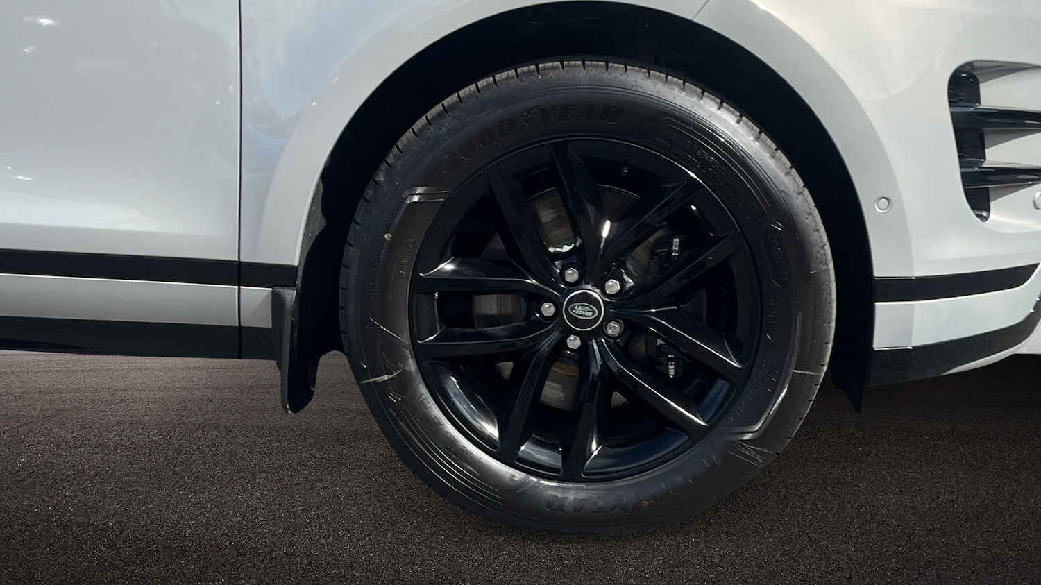 Used Land Rover Range Rover Evoque 2025 for sale - 77177021: Photo 8