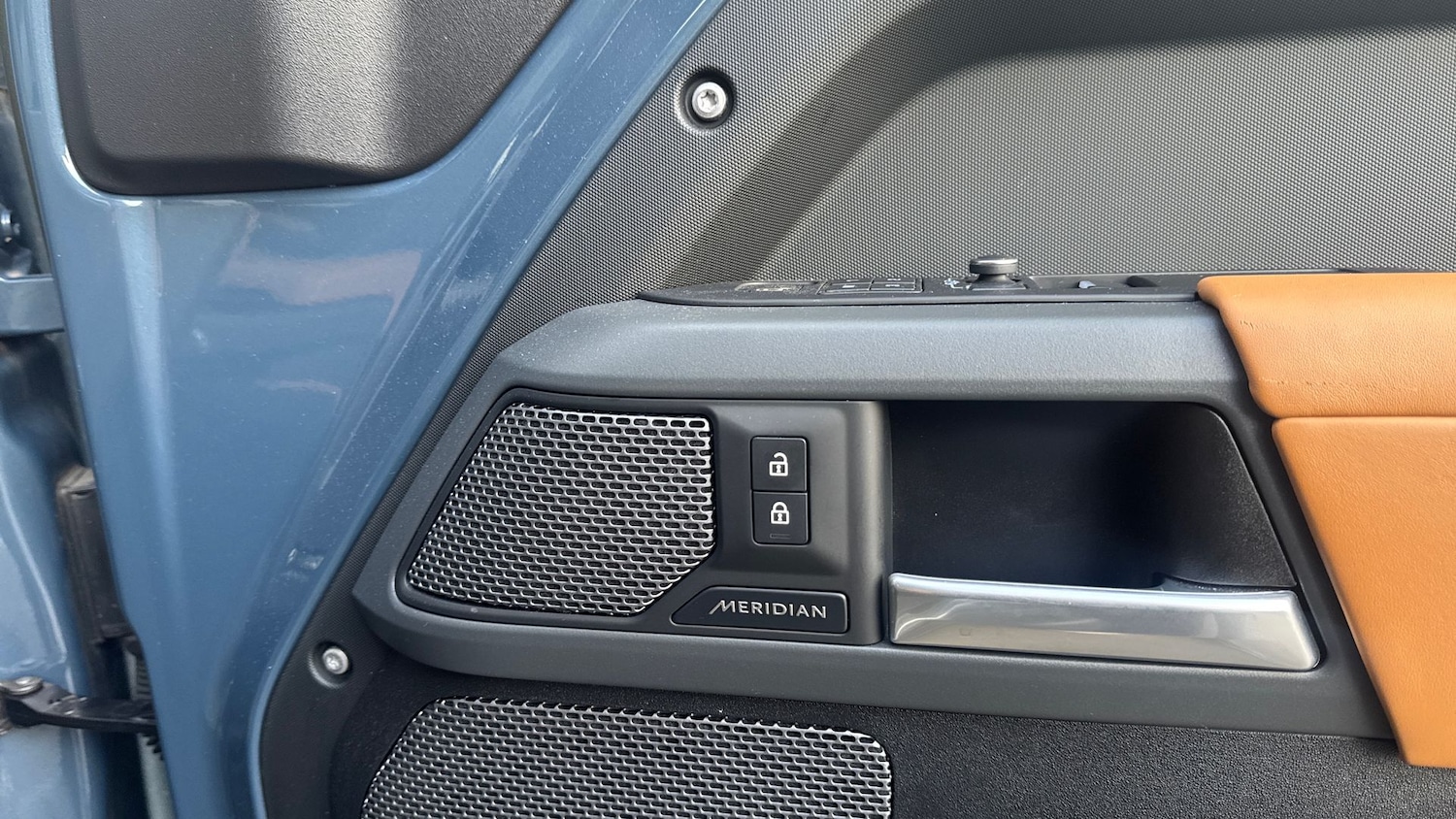 Used Land Rover Defender 2022 for sale - 77132807: Photo 24