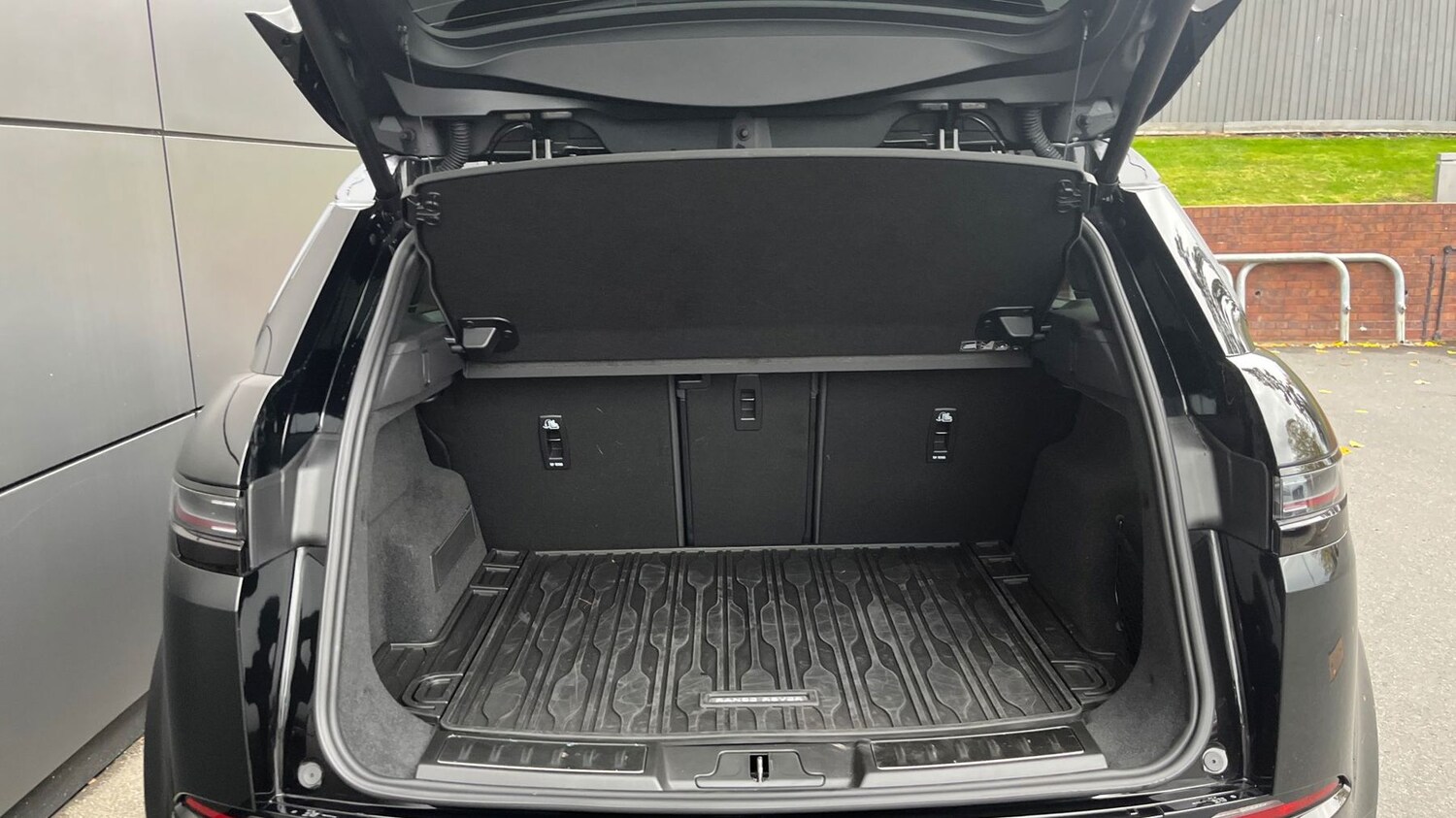 Used Land Rover Range Rover Evoque 2025 for sale - 77539383: Photo 10