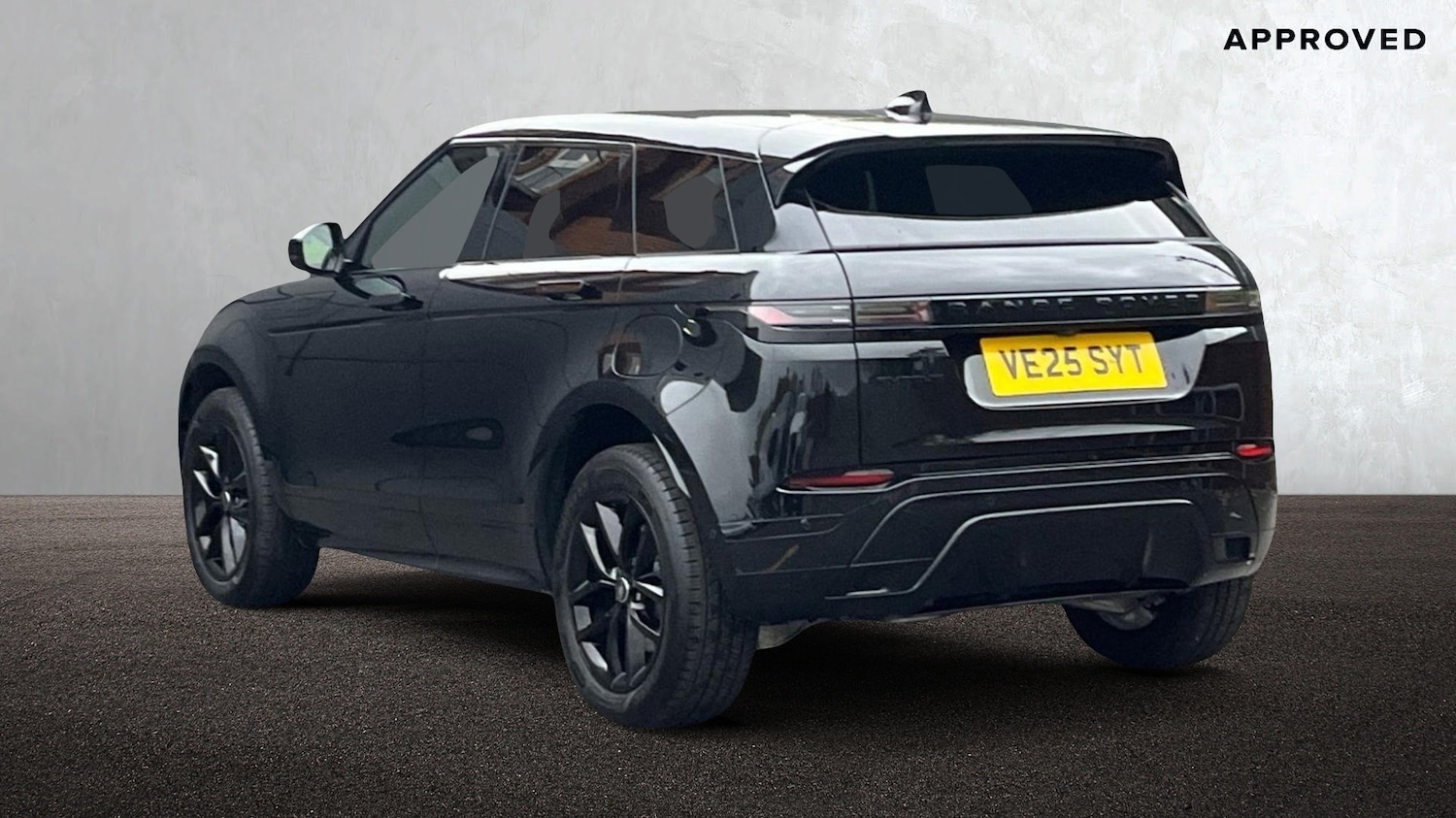 Used Land Rover Range Rover Evoque 2025 for sale - 77539383: Photo 2