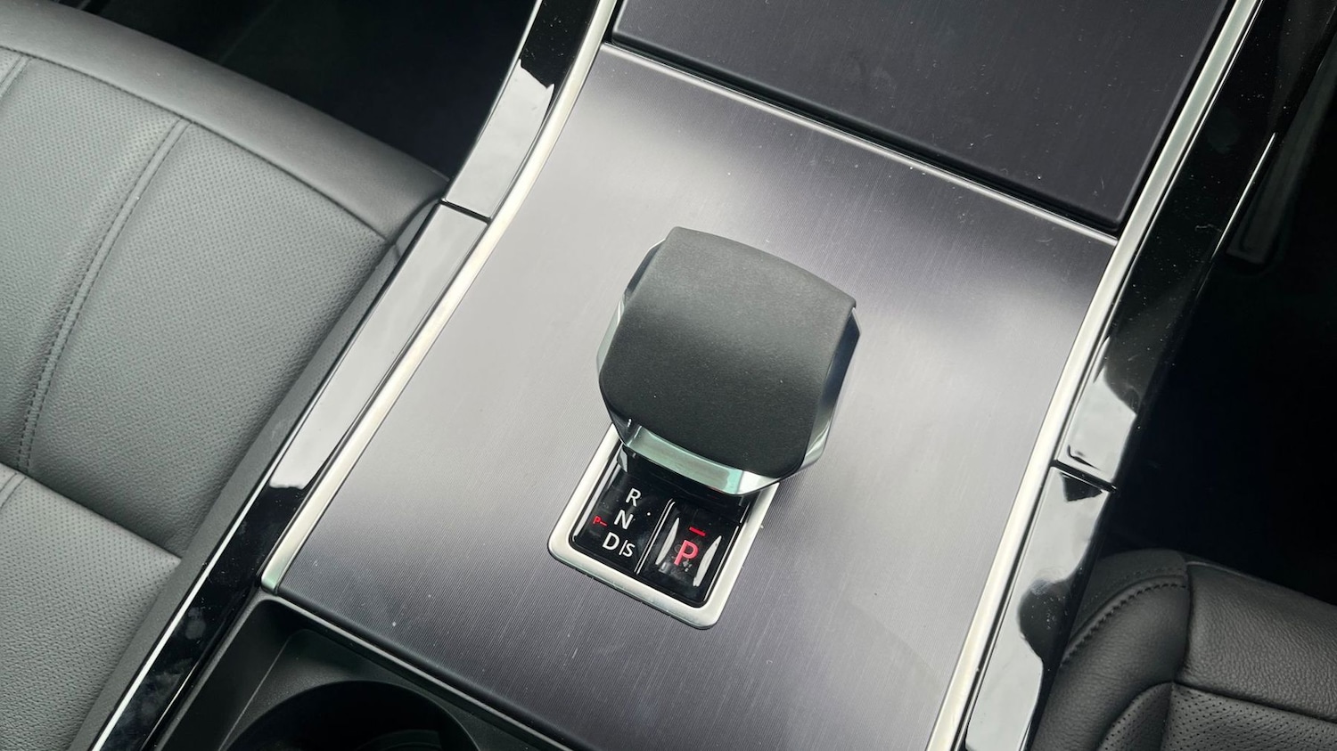 Used Land Rover Range Rover Evoque 2025 for sale - 77176846: Photo 13