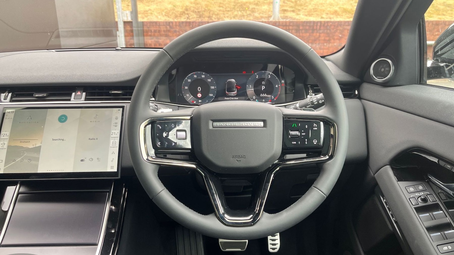 Used Land Rover Range Rover Evoque 2025 for sale - 77176846: Photo 15