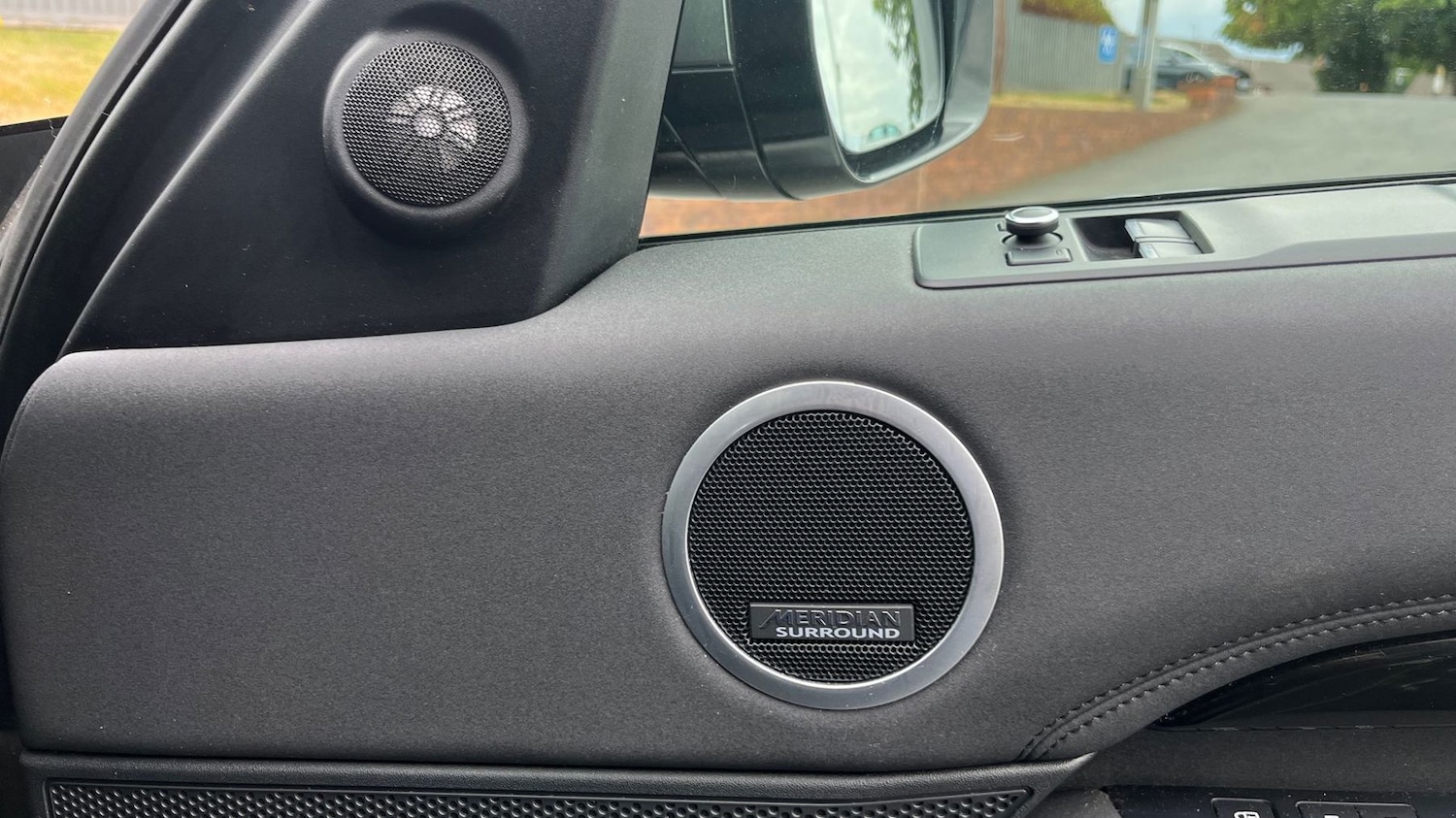 Used Land Rover Discovery 2021 for sale - 76110978: Photo 22