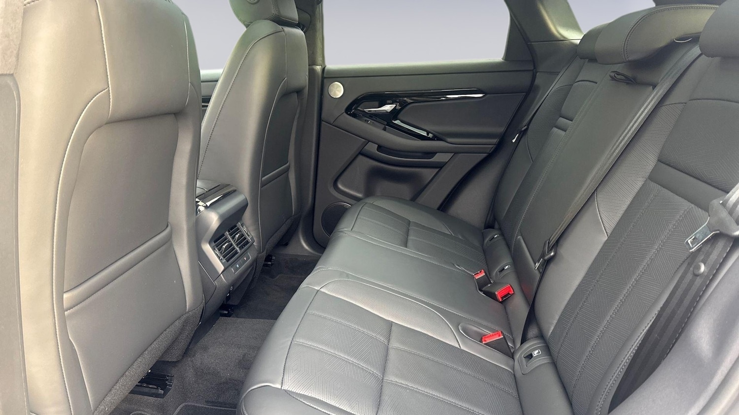 Used Land Rover Range Rover Evoque 2026 for sale - 77205020: Photo 4