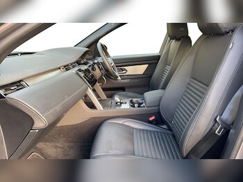 Used Land Rover Discovery Sport 2025 for sale - 77539379: Photo