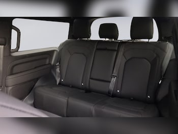 Used Land Rover Other 2024 for sale - 75842549: Photo