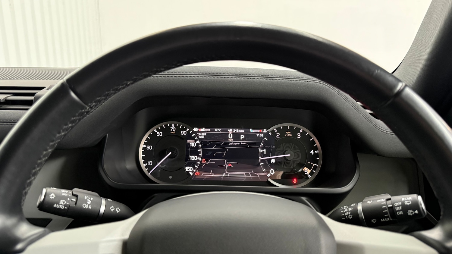 Used Land Rover Defender 2023 for sale - 77177188: Photo 16