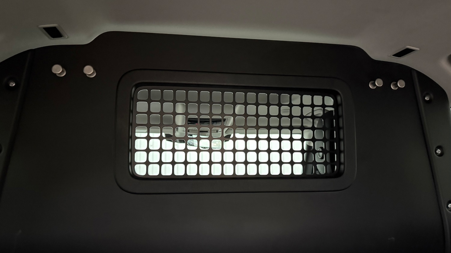 Used Land Rover Defender 2023 for sale - 77177188: Photo 18