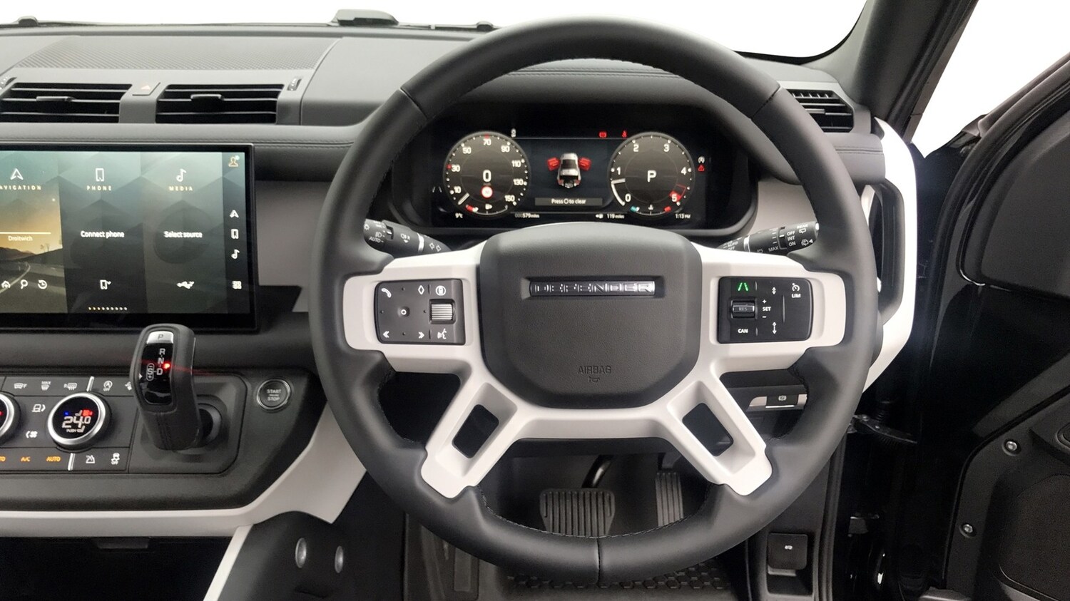 Used Land Rover Defender 2024 for sale - 76111419: Photo 15