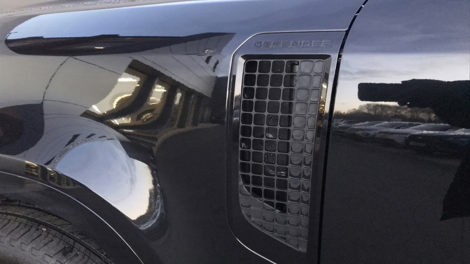 Used Land Rover Defender 2024 for sale - 76111419: Photo 20