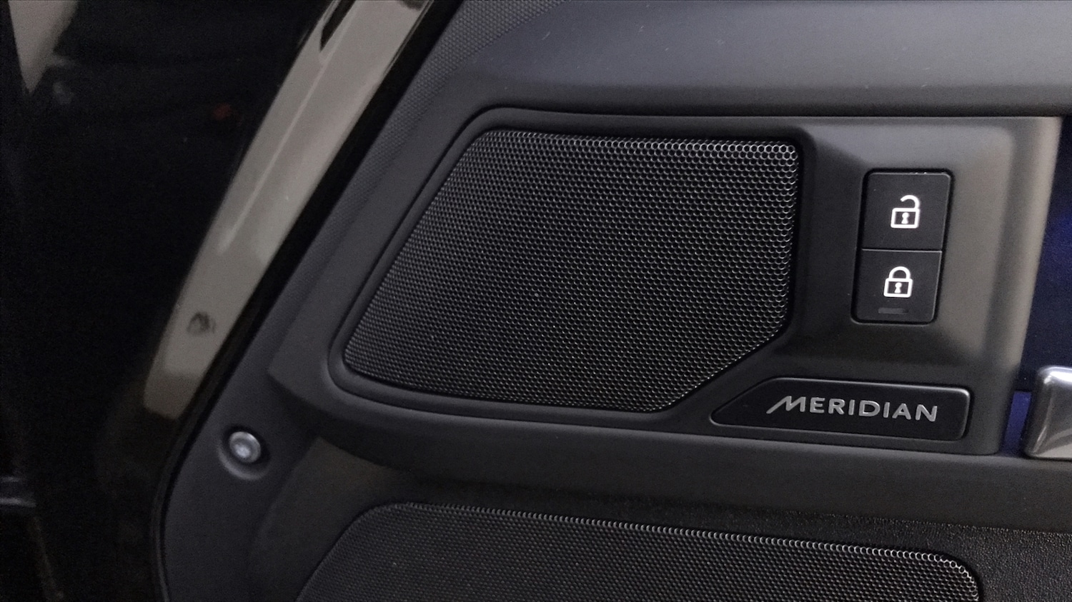 Used Land Rover Defender 2024 for sale - 76111419: Photo 22