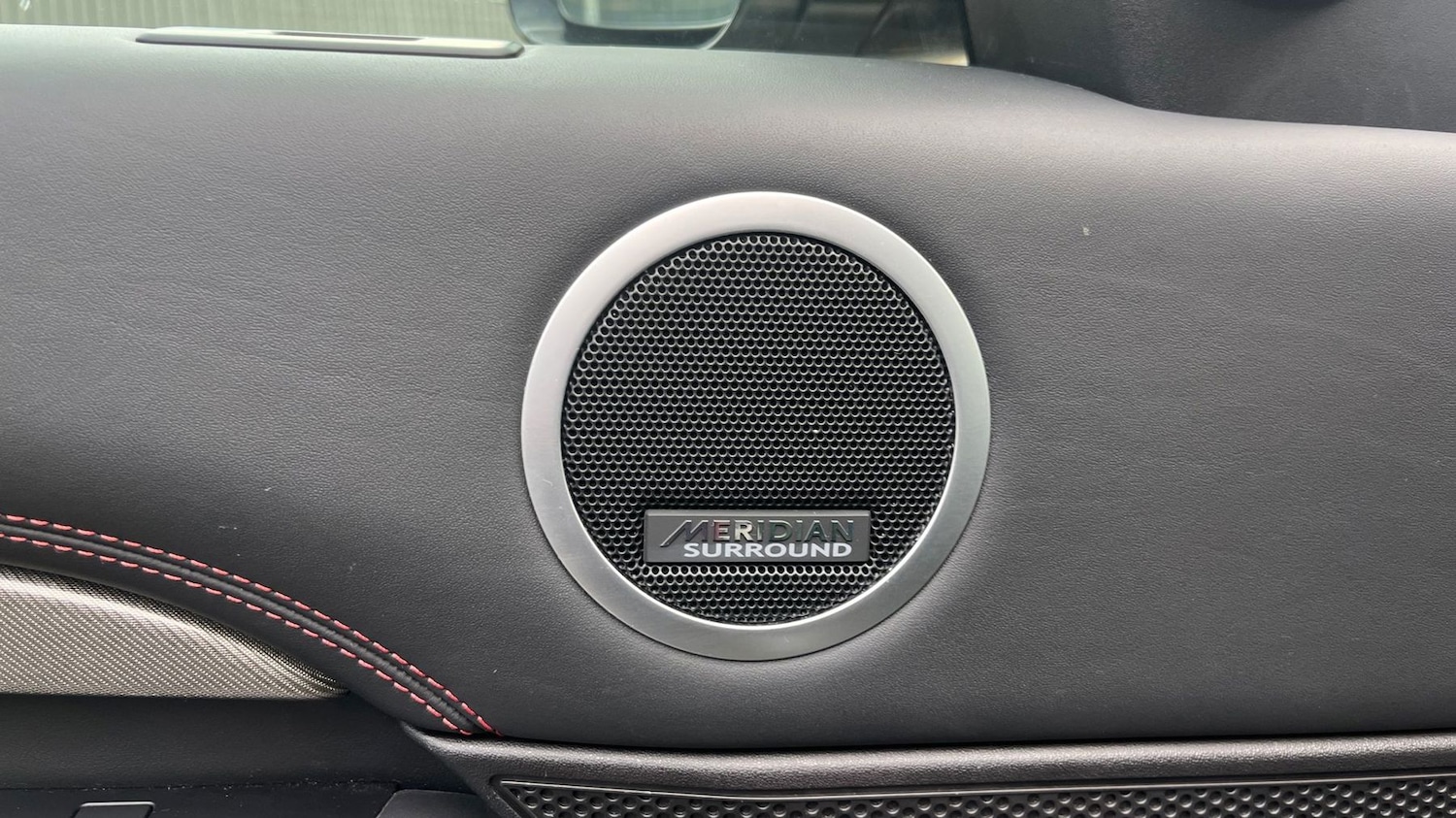 Used Land Rover Discovery 2018 for sale - 76486635: Photo 24