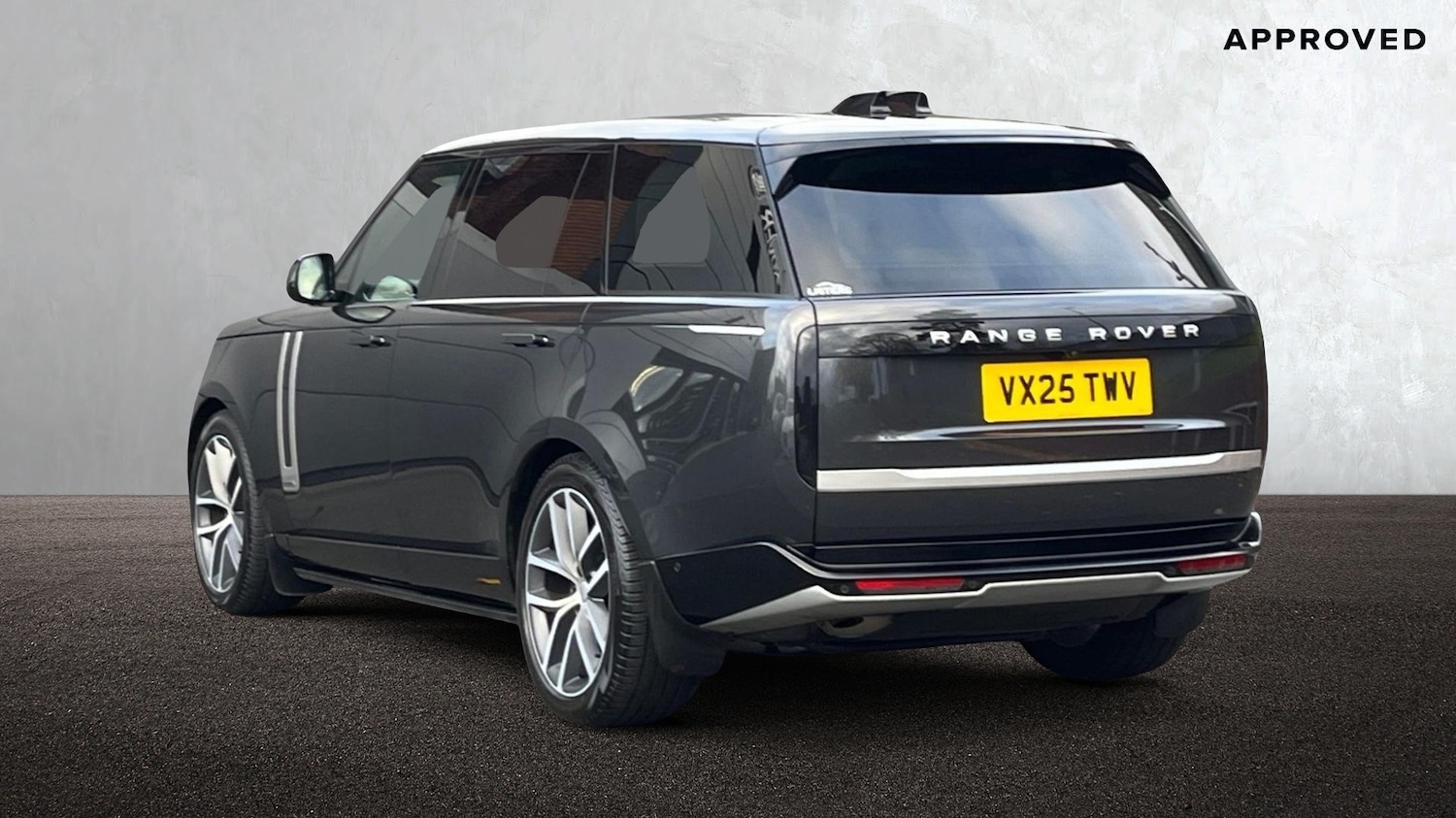 Used Land Rover Range Rover 2025 for sale - 76389707: Photo 2