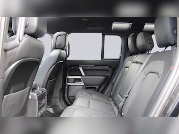 Used Land Rover Defender 2022 for sale - 75742516: Photo