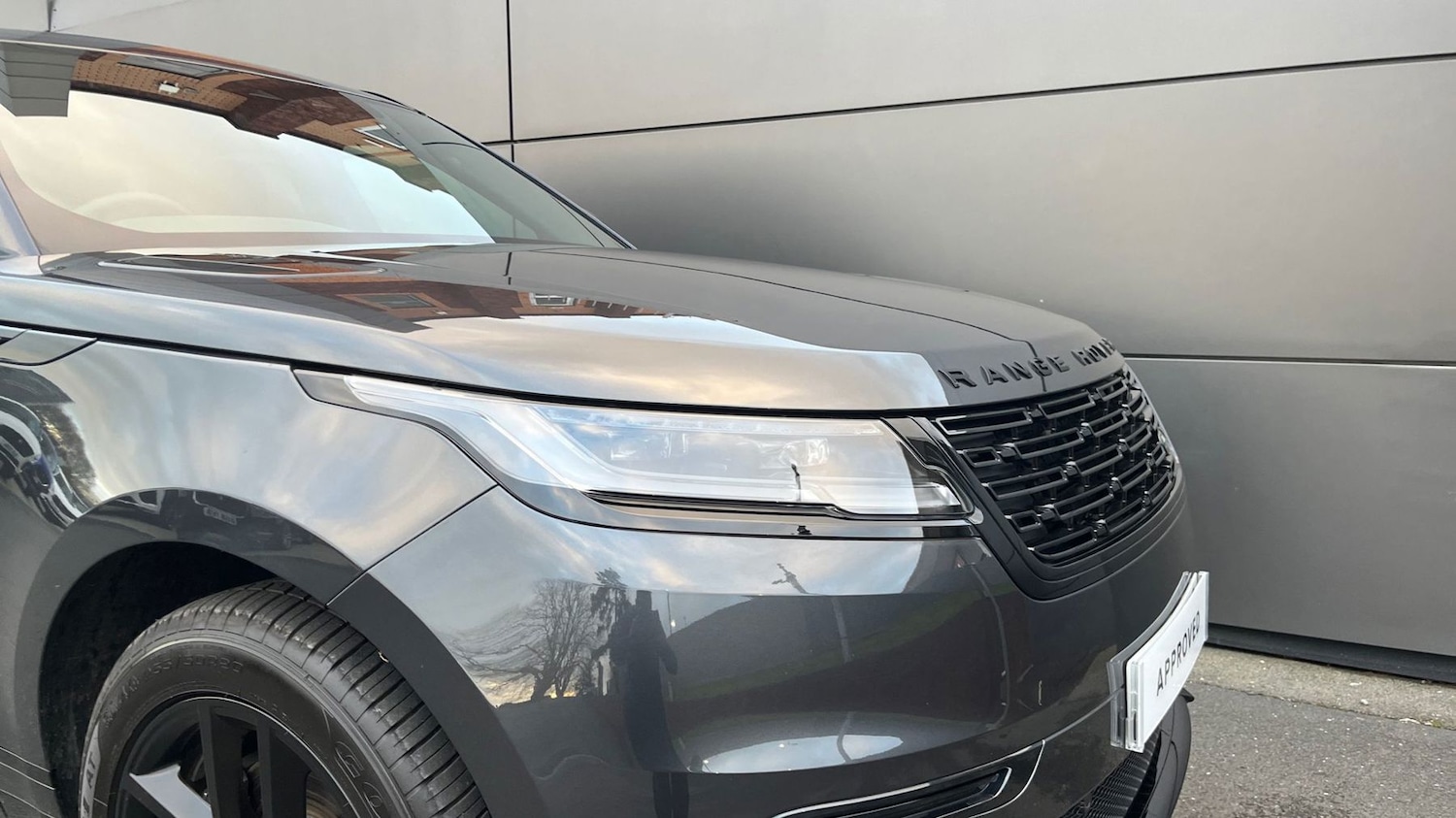 Used Land Rover Range Rover Velar 2025 for sale - 76888364: Photo 17