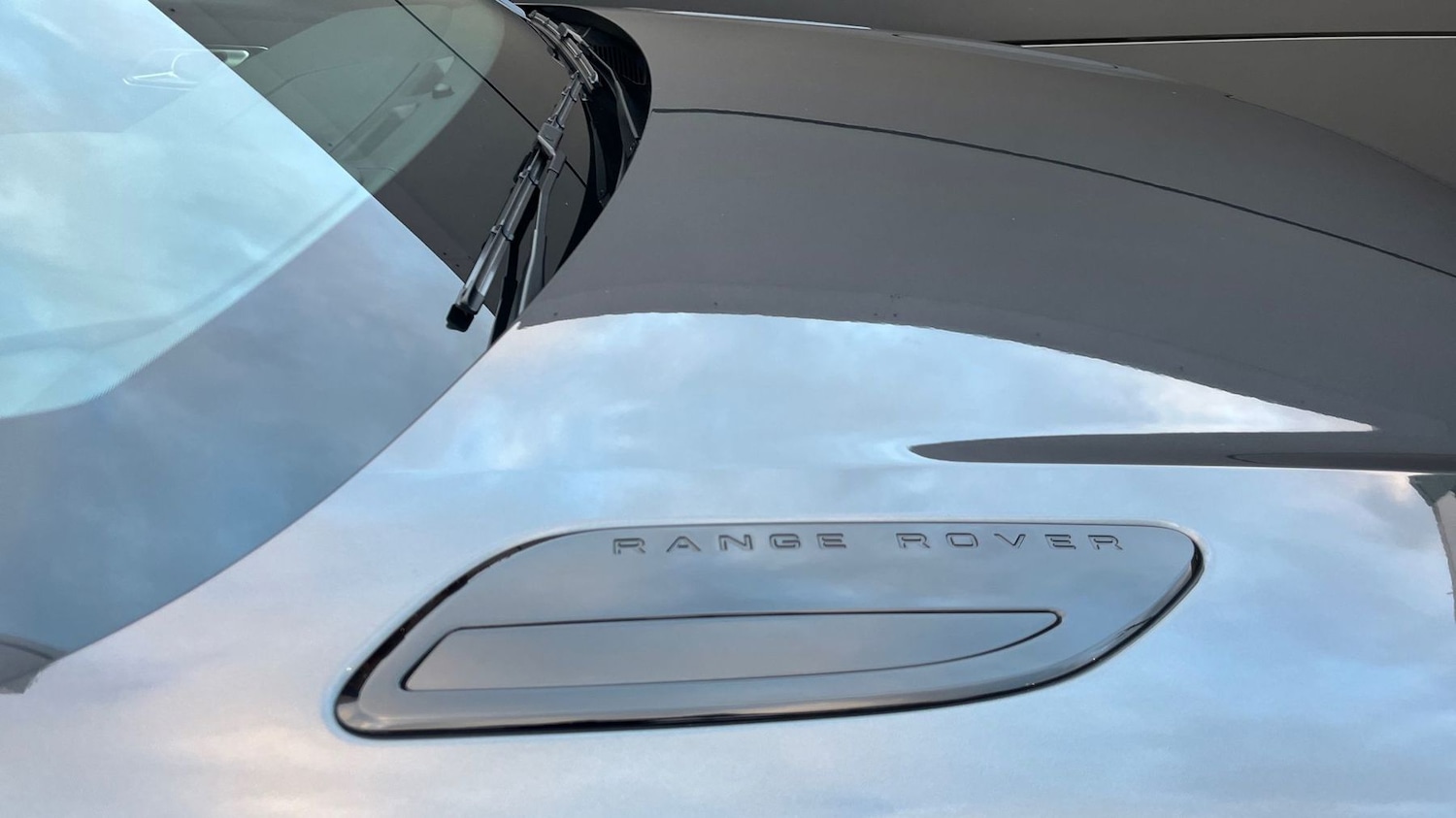 Used Land Rover Range Rover Velar 2025 for sale - 76888364: Photo 20