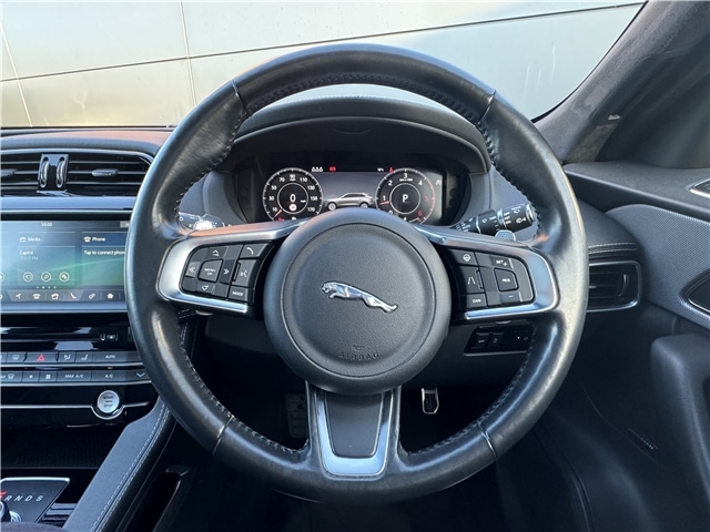 Used Jaguar F-Pace 2019 for sale - 76937265: Photo 12