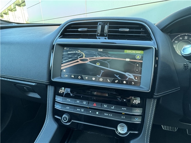 Used Jaguar F-Pace 2019 for sale - 76937265: Photo 14