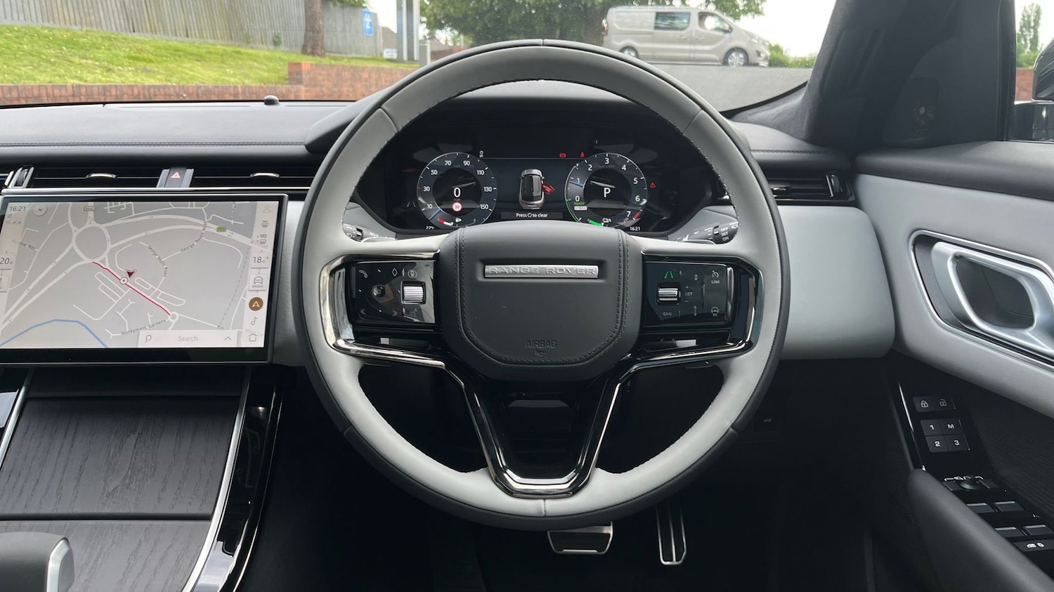 Used Land Rover Range Rover Velar 2025 for sale - 76110737: Photo 15