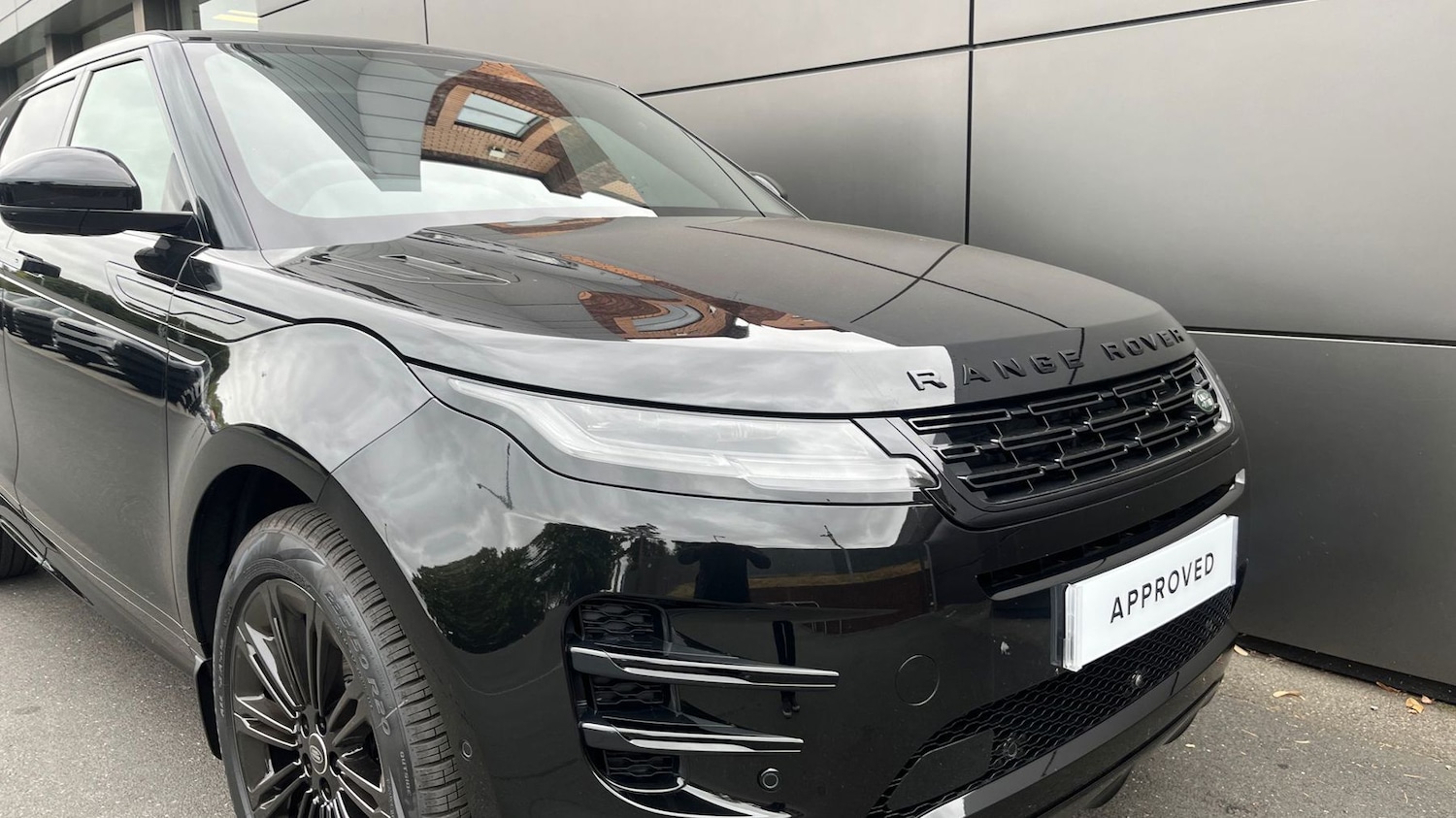 Used Land Rover Range Rover Evoque 2025 for sale - 76110760: Photo 17