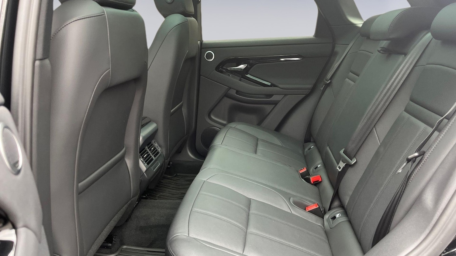 Used Land Rover Range Rover Evoque 2025 for sale - 76110760: Photo 4