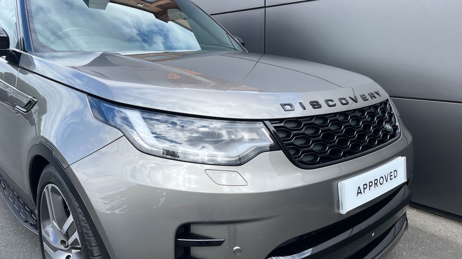 Used Land Rover Discovery 2024 for sale - 76110766: Photo 16